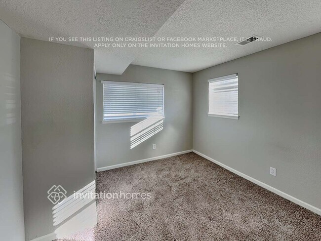 Building Photo - 21337 E Aberdeen Dr