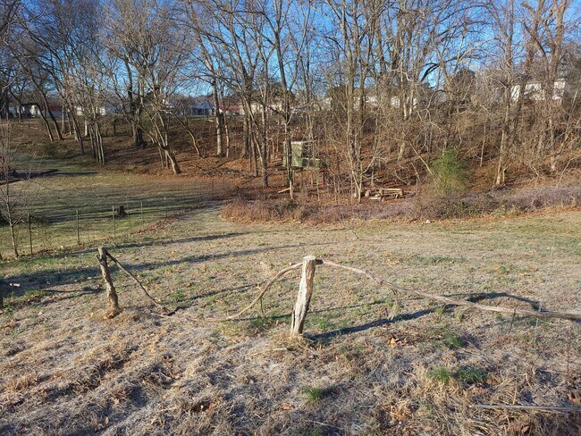 Building Photo - 961 Joey Dr