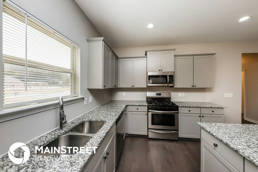 Building Photo - 206 Arbor Dr