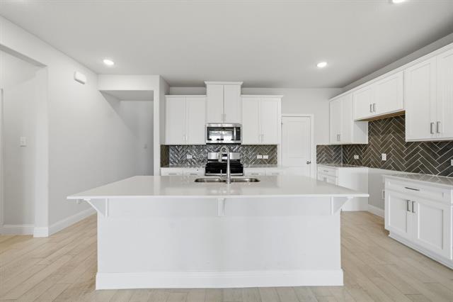 Building Photo - 500 Portina Dr