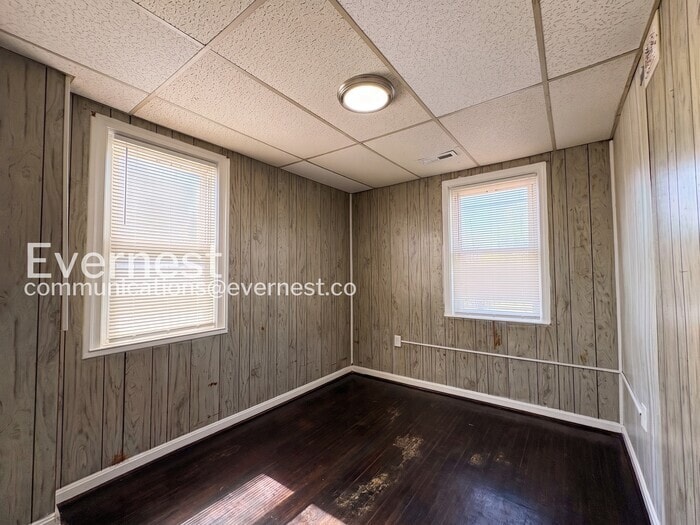 Building Photo - 1049 E Patapsco Ave