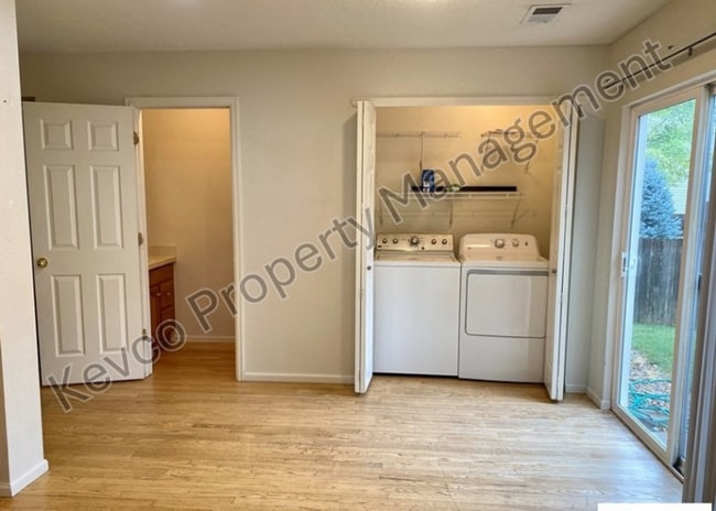 Building Photo - 3433 Bale Dr
