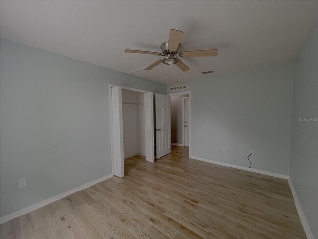 Building Photo - 4535 SW 42nd St