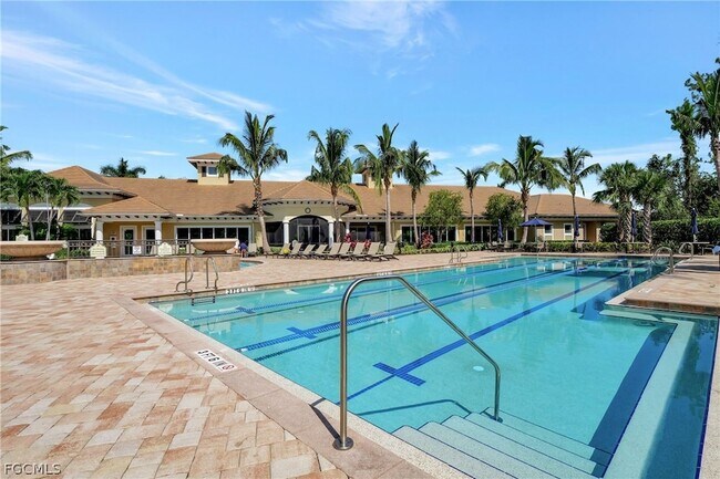 Building Photo - 10879 Rutherford Rd