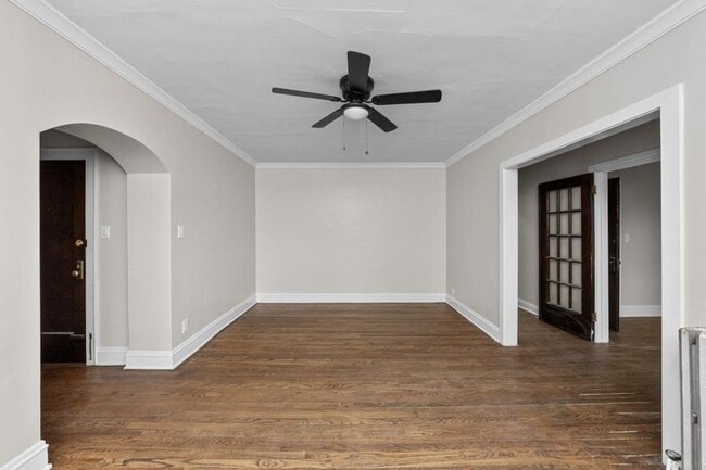 Building Photo - 2 bedroom in Chicago IL 60626