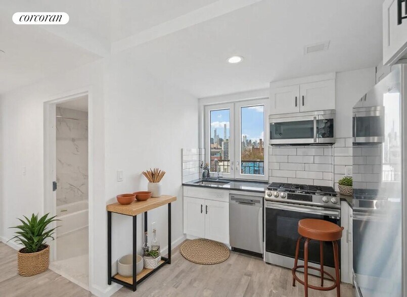 Building Photo - 39-04 29th St