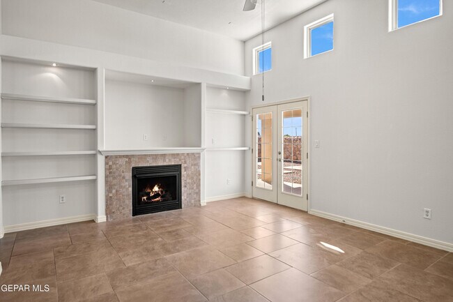Building Photo - 14116 Rainbow Point Dr
