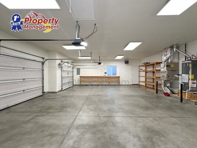 Building Photo - 2688 N Cinnamon Pl