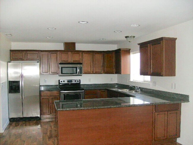 Building Photo - 103 E Mizzou Ct