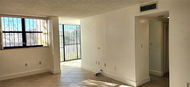 Building Photo - 9440 W Flagler St