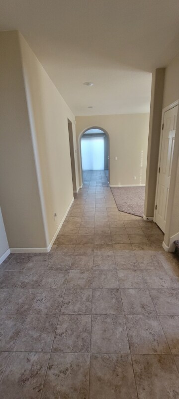 Building Photo - 1322 Paseo Belleza