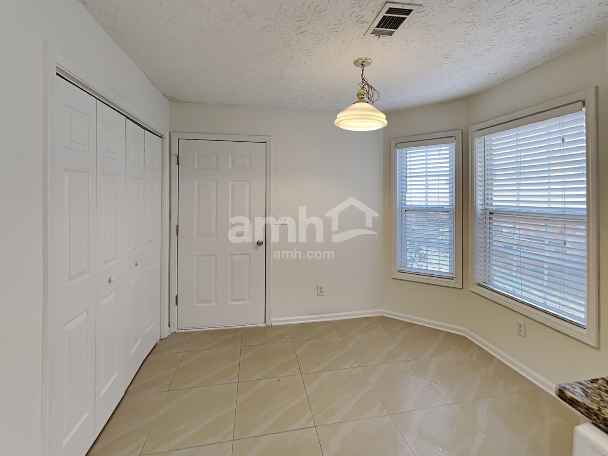 Building Photo - 951 Garden Oak Ct