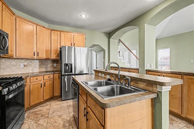 Building Photo - 8106 Salzburg Dr