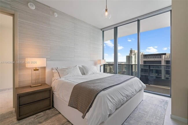 Building Photo - 1000 Brickell Plaza