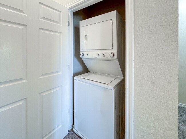 Building Photo - 5500 Dolores!