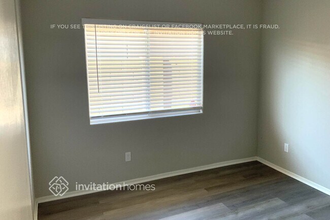 Building Photo - 3606 W Via Del Sol Dr