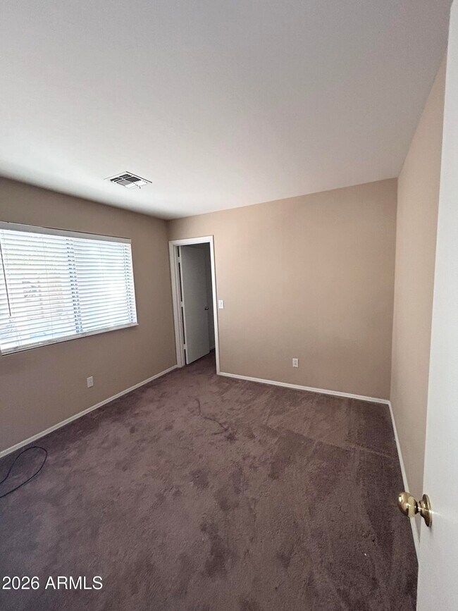Building Photo - 3174 W Carlos Ln