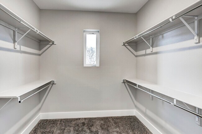 Master Walk-in Closet - 2924 S Delaware St