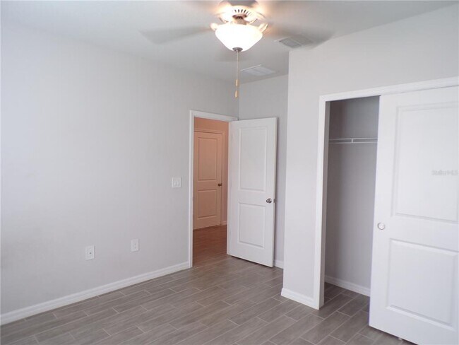 Building Photo - 25442 Colon Dr