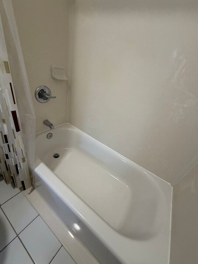 Building Photo - Mililani Townhome for Rent – Discounted Rent with Weekly Showing Agreement