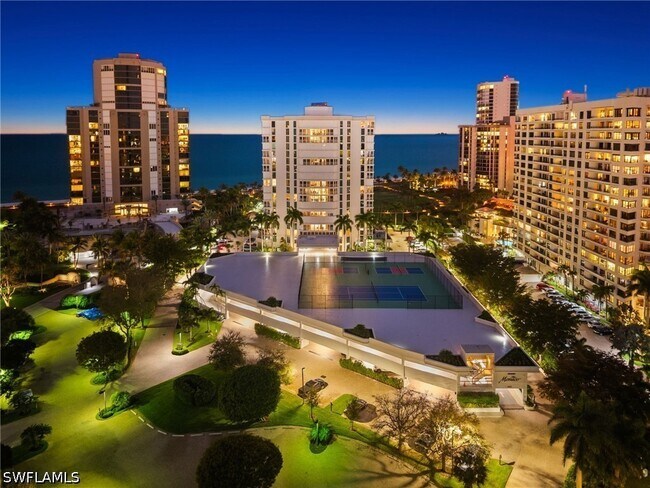 Building Photo - 4401 Gulf Shore Blvd N