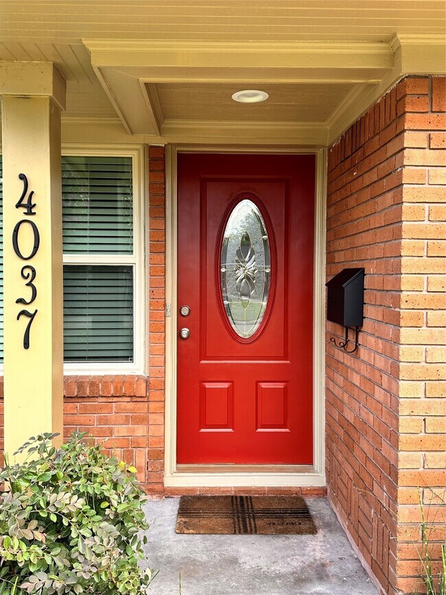 Building Photo - 4037 Woodfox St