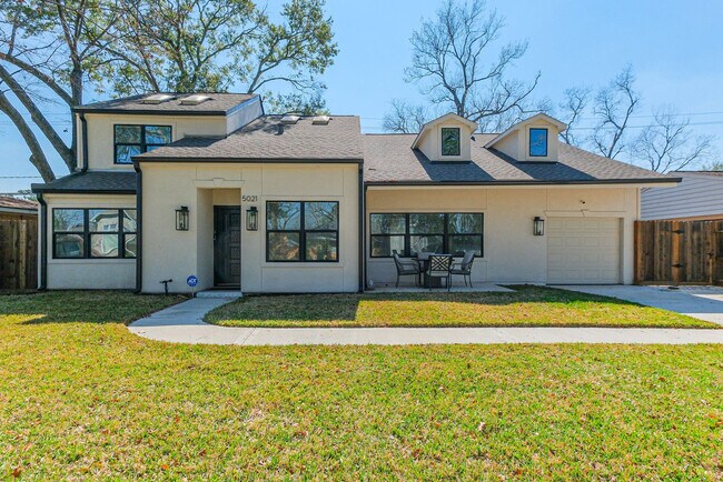 Building Photo - 5021 Libbey Dr