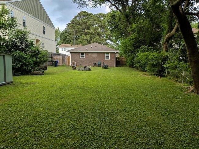 Building Photo - 8021 Ransom Rd
