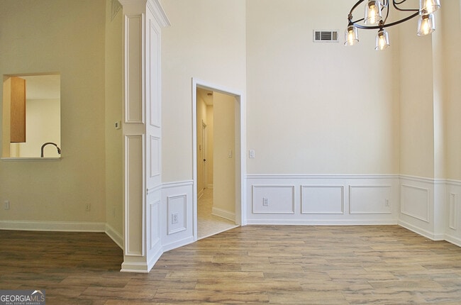 Building Photo - 110 Freeman Forest Dr