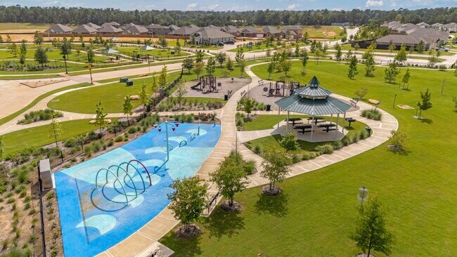 Building Photo - 15814 Berry Hl Dr