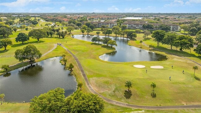 Building Photo - 13250 SW 4th Ct