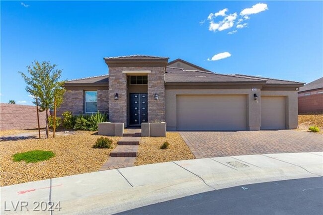 Building Photo - Modern 6Bedroom Desert Oasis with Strip & ...