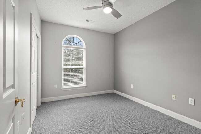 Building Photo - 1101 Peace Pipe Pl