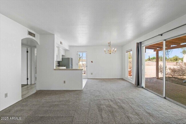 Building Photo - 5702 E Camelback Rd