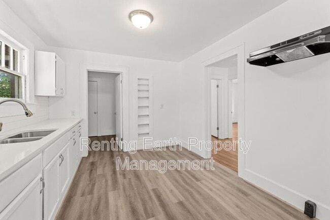 Building Photo - 1436 44th St Ensley