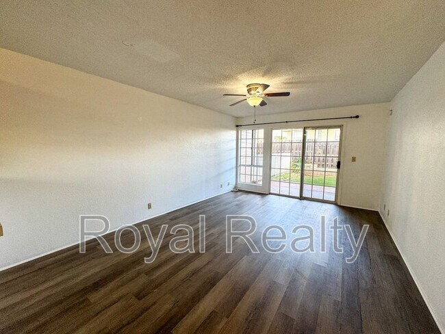 Building Photo - 94-1465-1465 Waipio Uka St