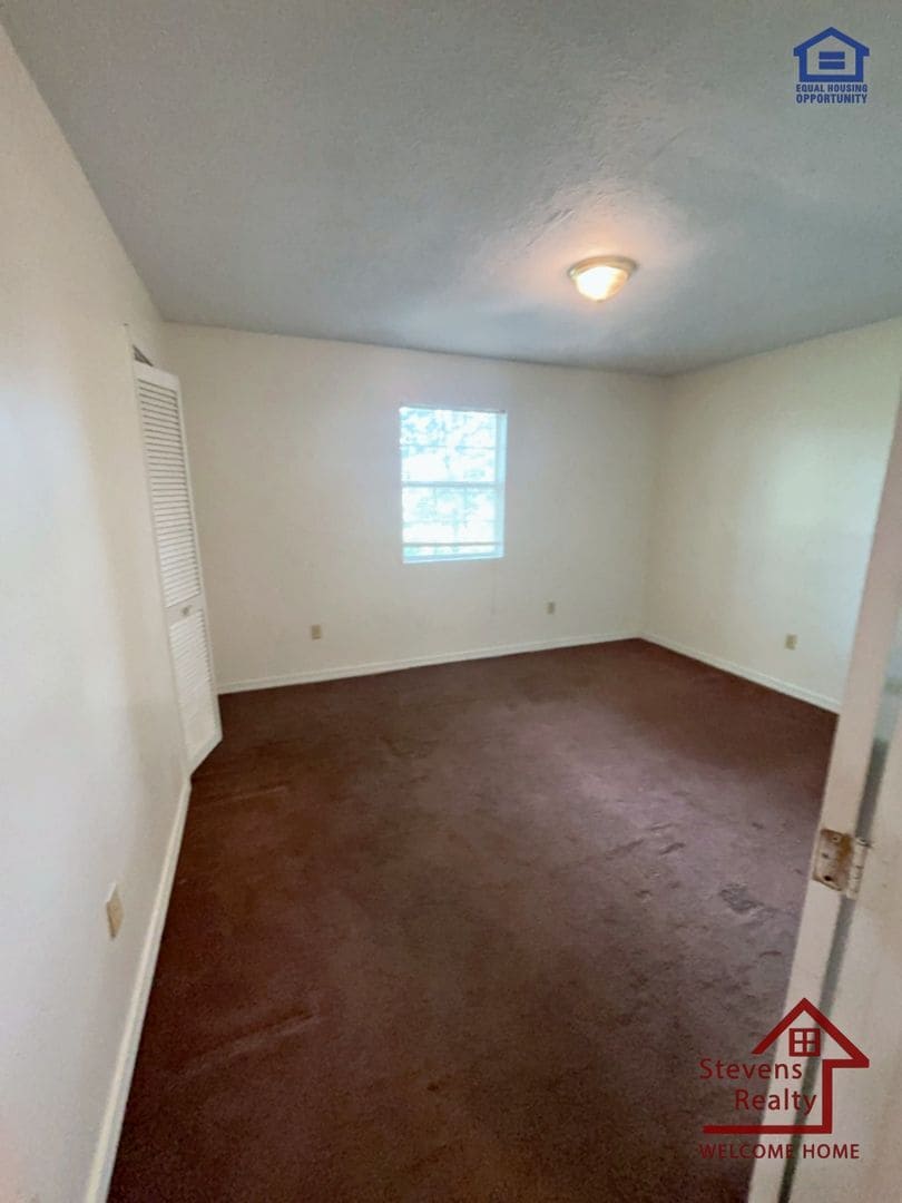 Building Photo - 80 Bybee Woods Dr