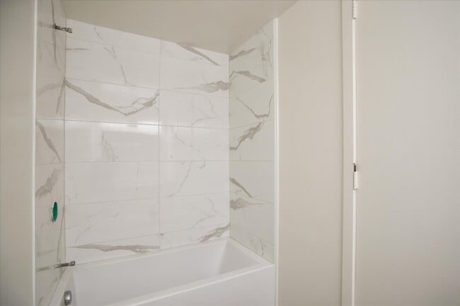 Building Photo - 2200 Pacific Ave