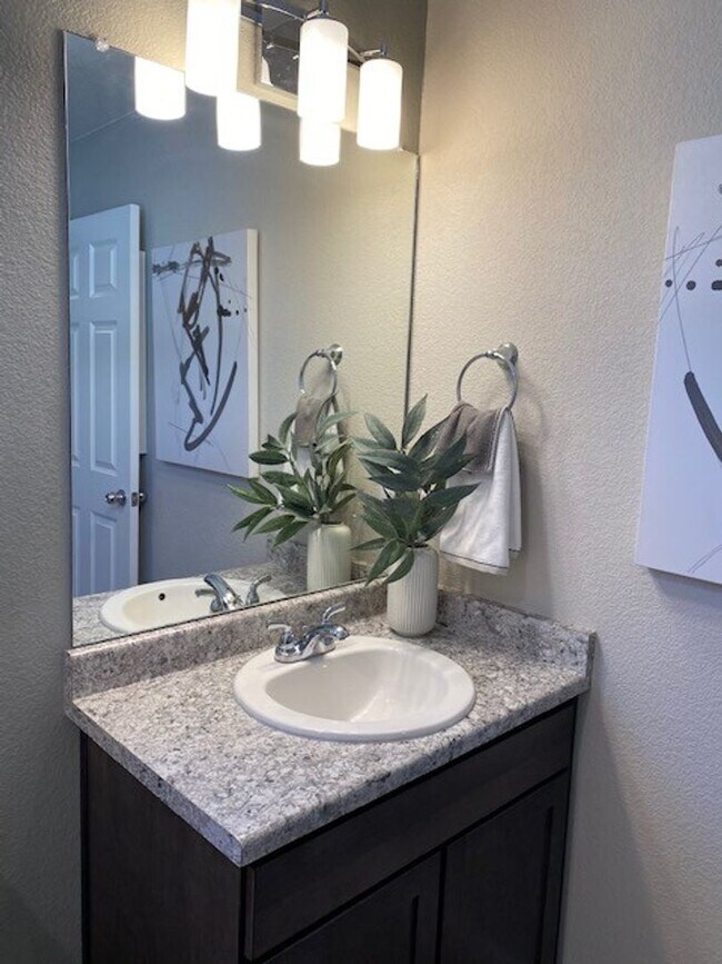 Building Photo - IMMACULATE 3 BED 3 BATH FORMER MODEL HOME IN BANNING LEWIS RANCH!!!