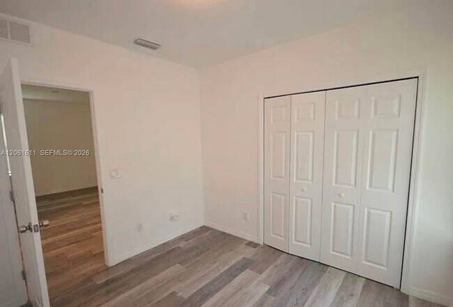 Building Photo - 2221 Carver Ave