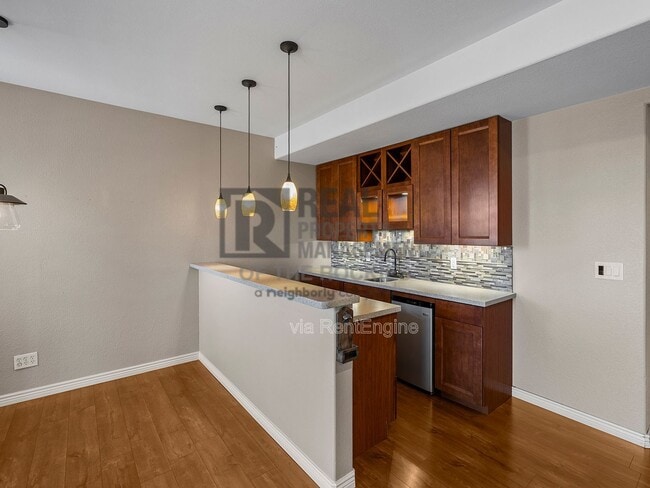 Building Photo - 1185 Trails End Ct