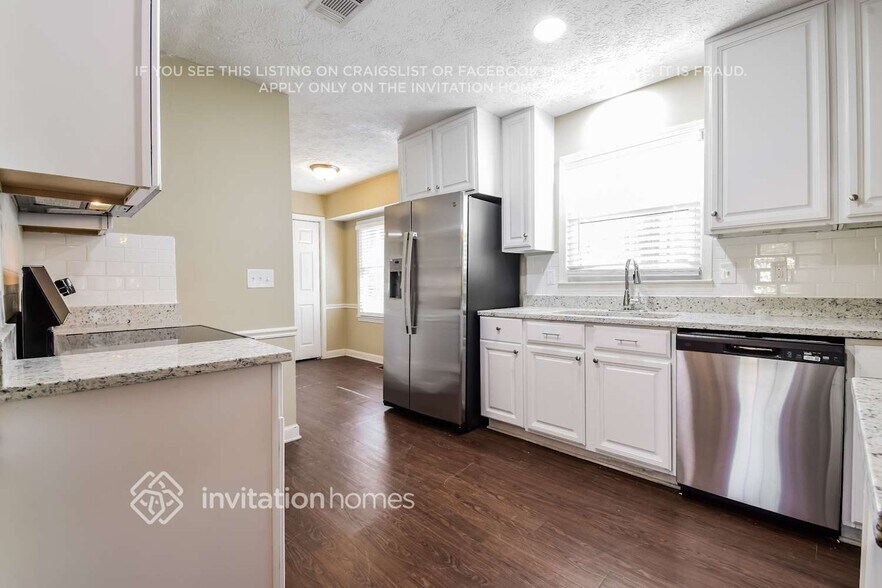 Building Photo - 150 Elberta Cove