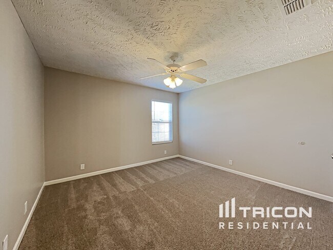 Building Photo - 5018 Nina Marie Ave