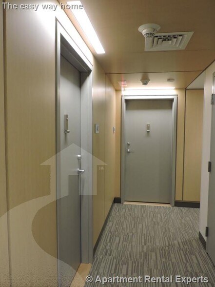 Building Photo - 115 Mt Auburn St