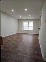 Building Photo - 1710 Tracey St