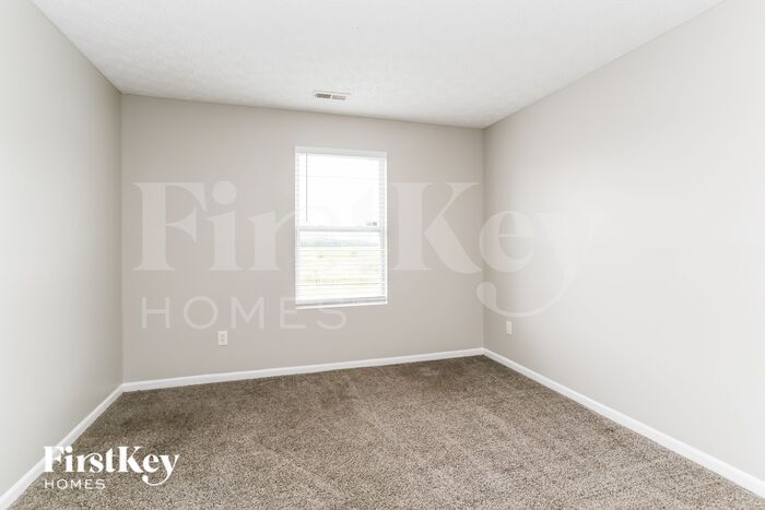 Building Photo - 7399 Kenrich Dr