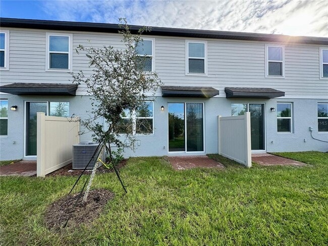 Building Photo - 16460 Happy Eagle Dr