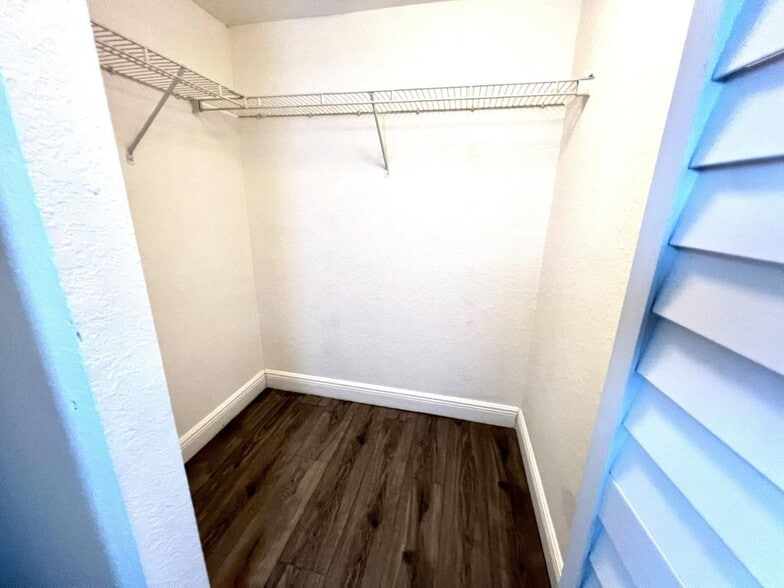 Building Photo - 1581 Balfour Point Dr