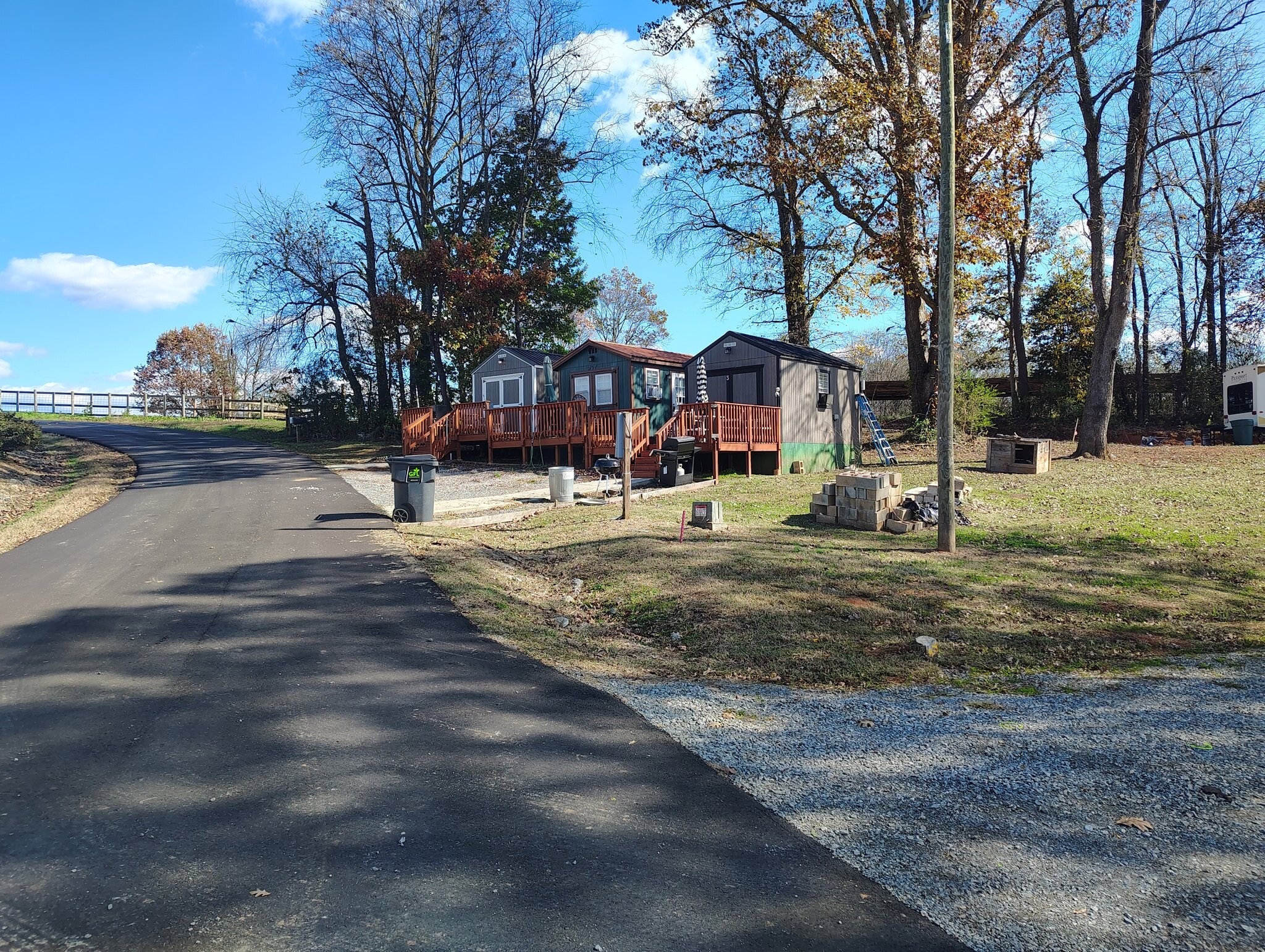 Building Photo - 403 Cook Rd