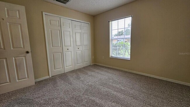 Building Photo - 10368 Lansfield St